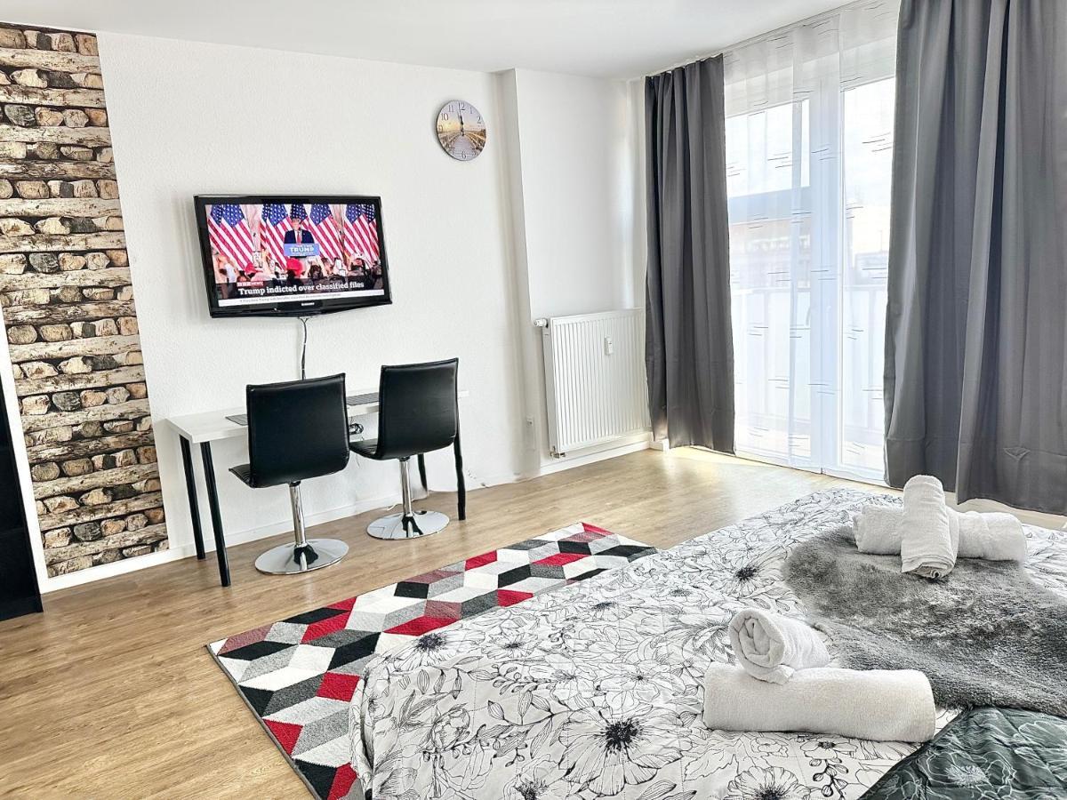 Design Apartment Dresden Centre - Enjoy And Relax Exterior photo